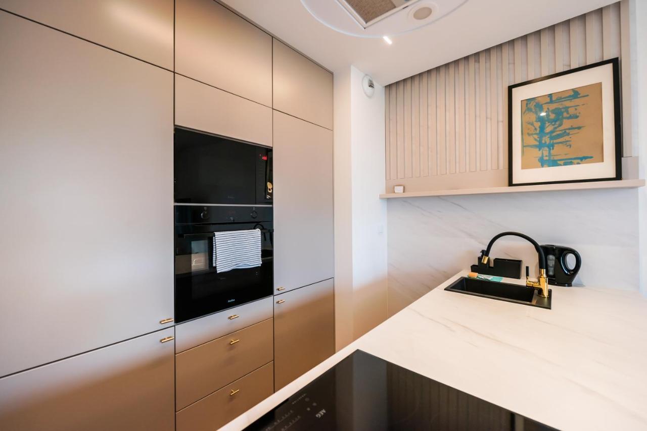 Wola Marble Apartment Varsovia Exterior foto